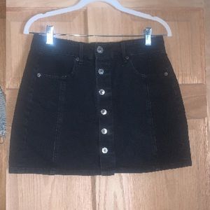 AEO Black Jean skirt